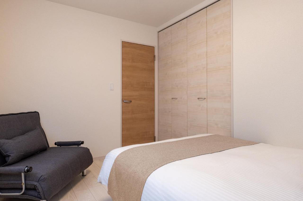Apartment Yadokari House Chatan