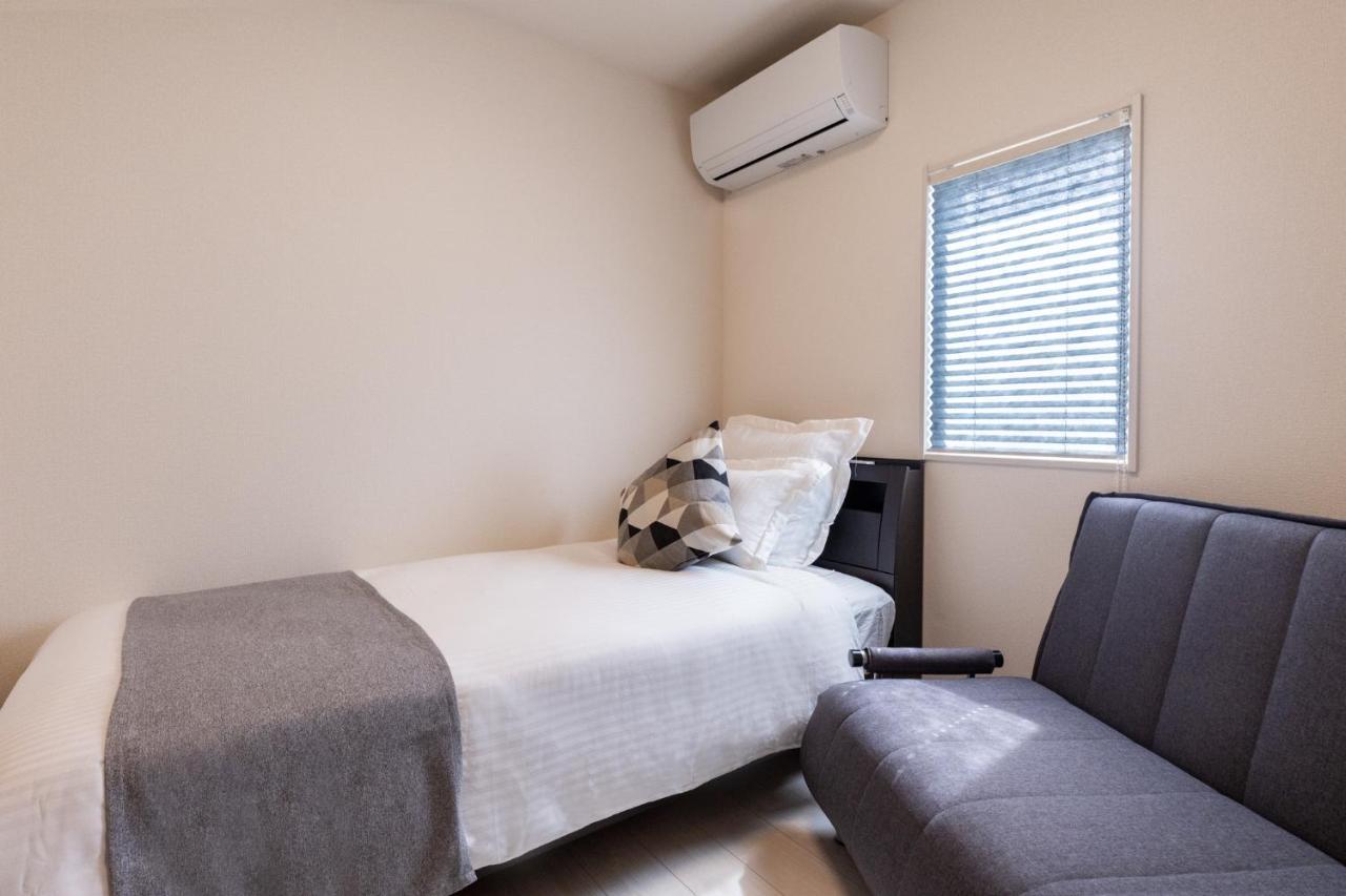 Yadokari House Chatan Apartment